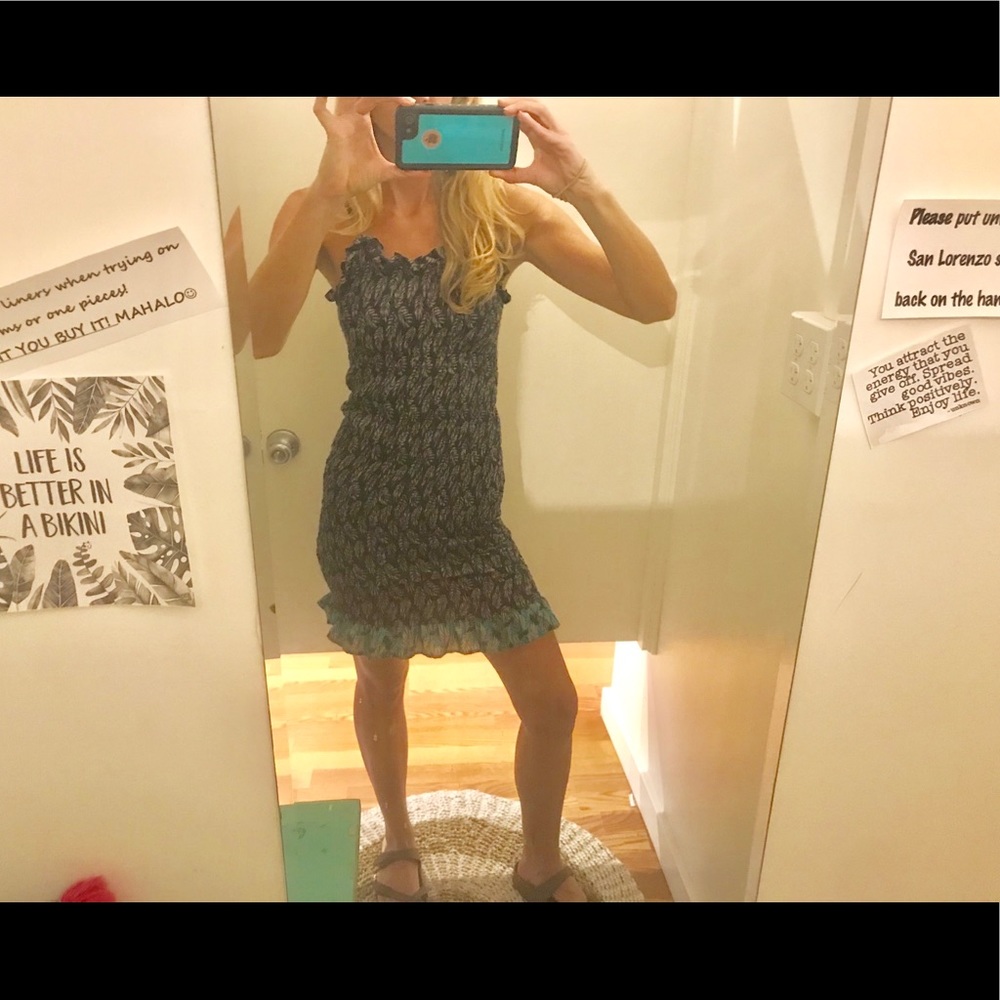San Lorenzo “Gypsy by the Sea” scrunchie dress